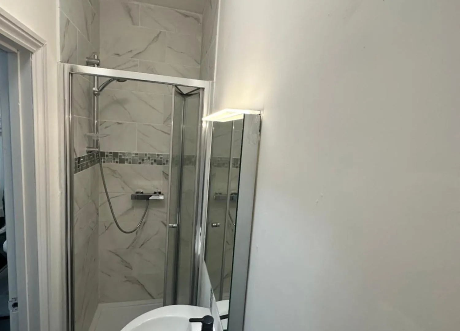 Room 9 Ng3 2Az Nottingham Aparthotel